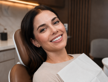 Blanchiment dentaire : pourquoi le faire encadrer par un dentiste change tout