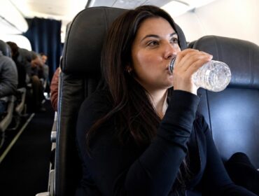 Les personnes qui ne tombent jamais malades en avion font toutes la même chose