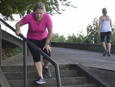 Monter les escaliers ou marcher une heure : lequel protège le mieux le cœur