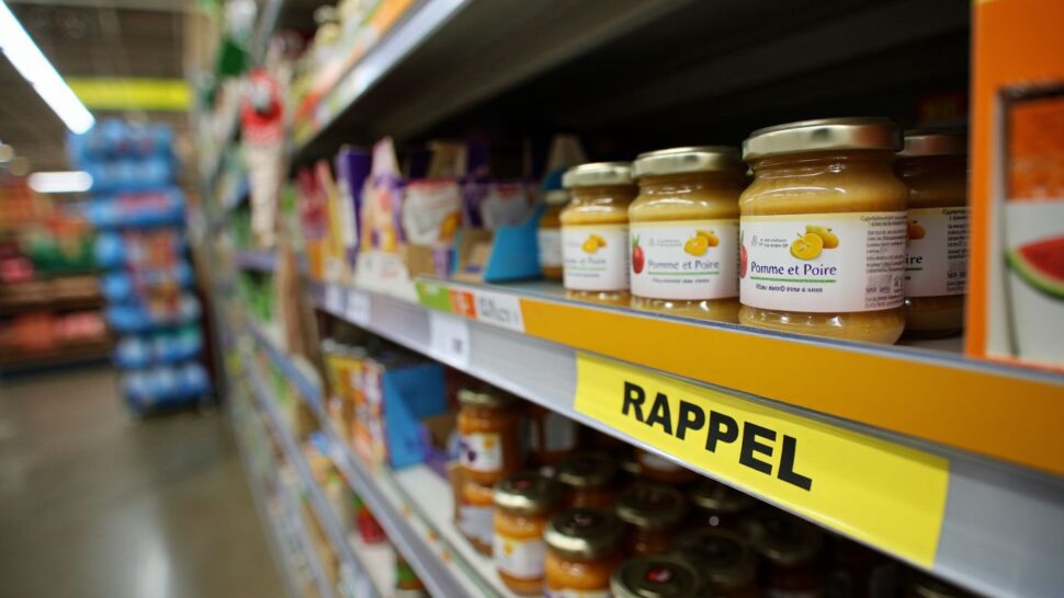 Rappel chez Auchan: ces pots de compote pour bébé retirés pour présence de patuline