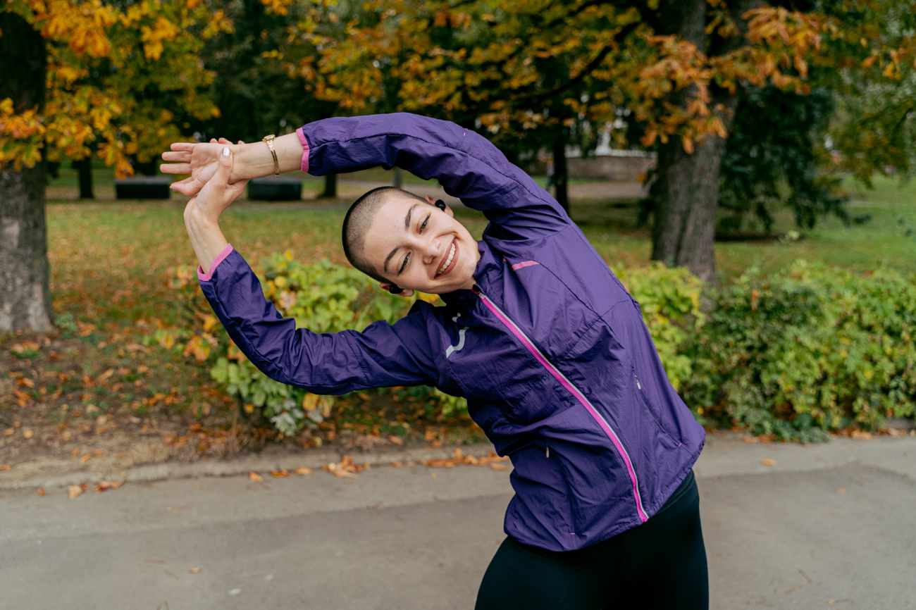 Femme faisant du sport pendant la chimiothérapie