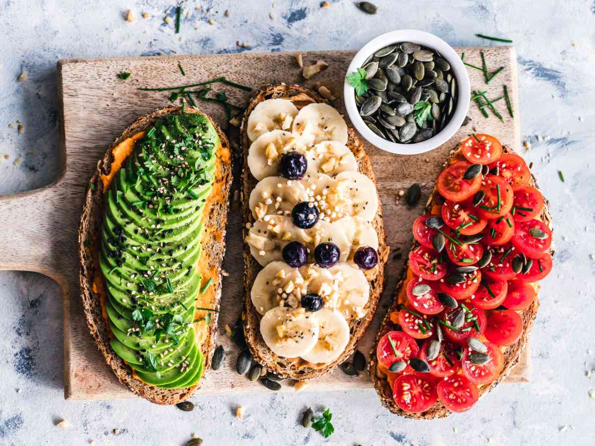 Tartines de légumes et fruits bio