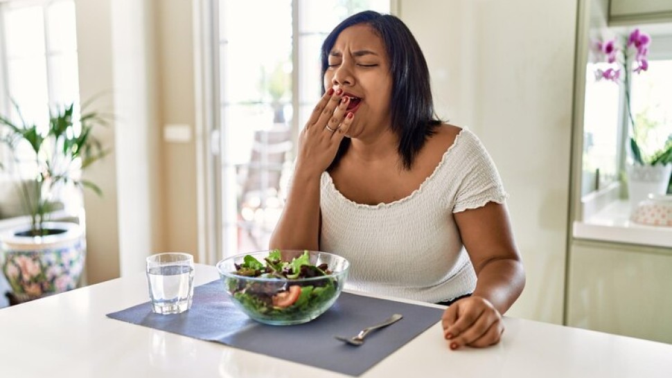 Le lien entre le sommeil et la perte de poids : comment un mauvais sommeil affecte votre régime alimentaire