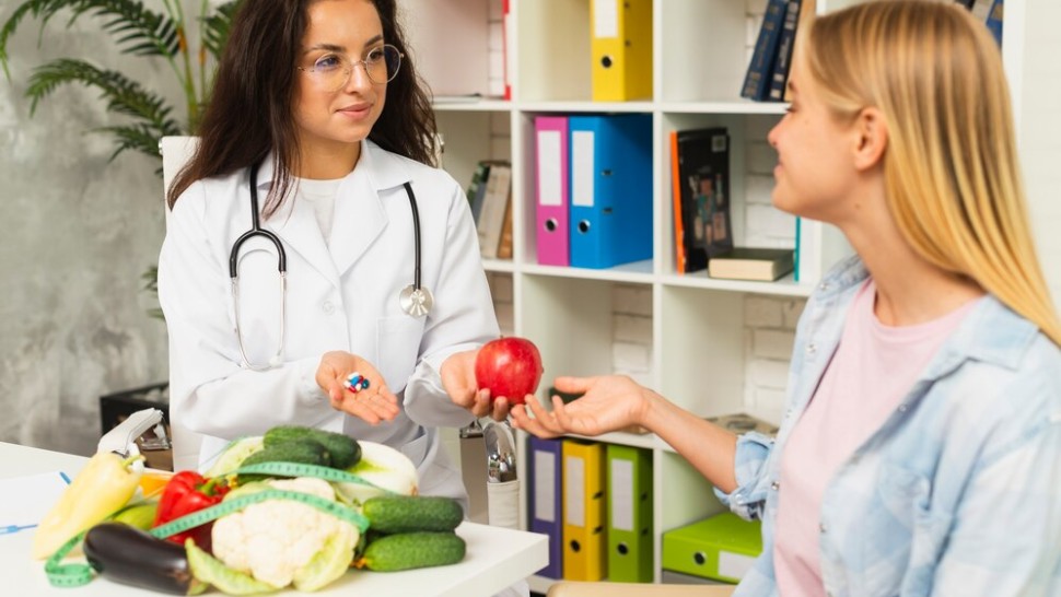 Découvrez les stratégies nutritionnelles innovantes pour prévenir l'obésité : technologies, microbiote, chronobiologie et personnalisation.