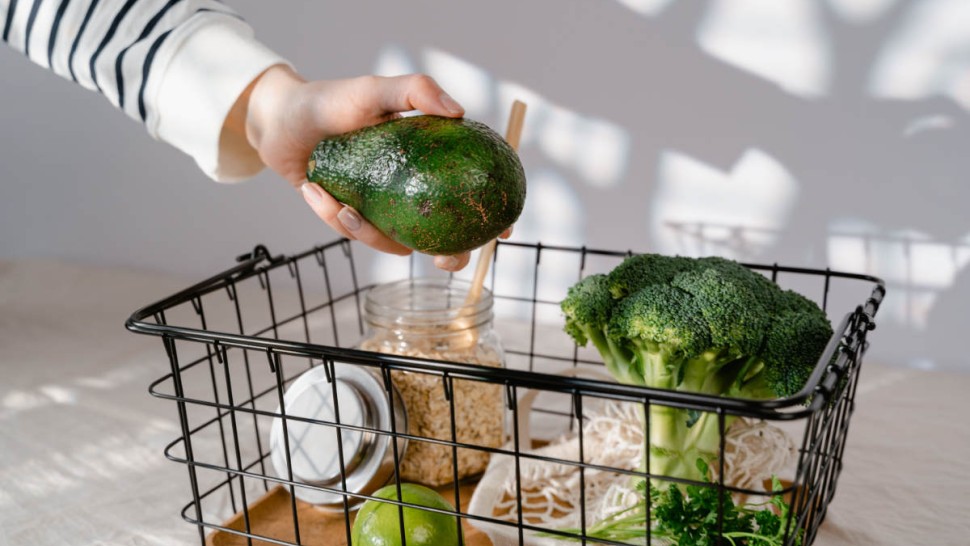 fruits et legumes dans un panier