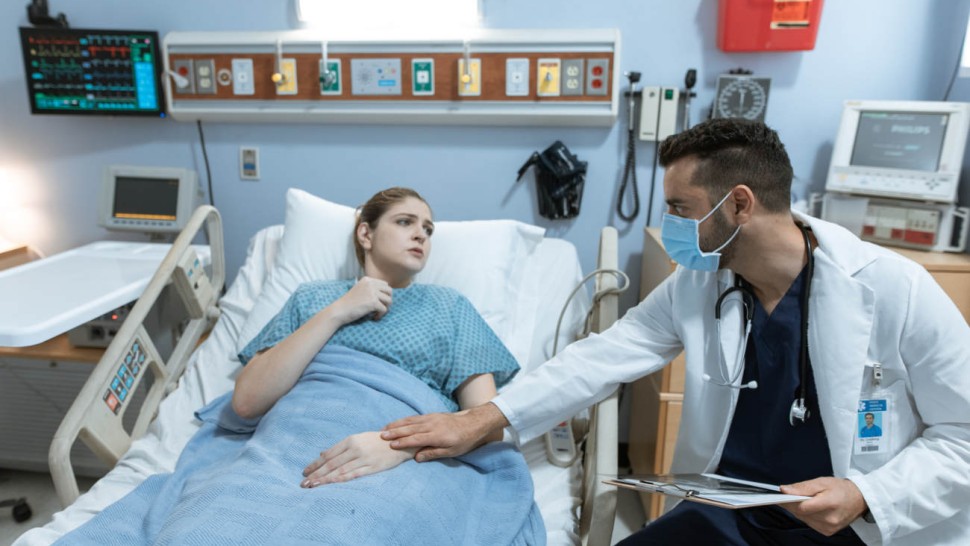 Patient en consultation avec son médecin