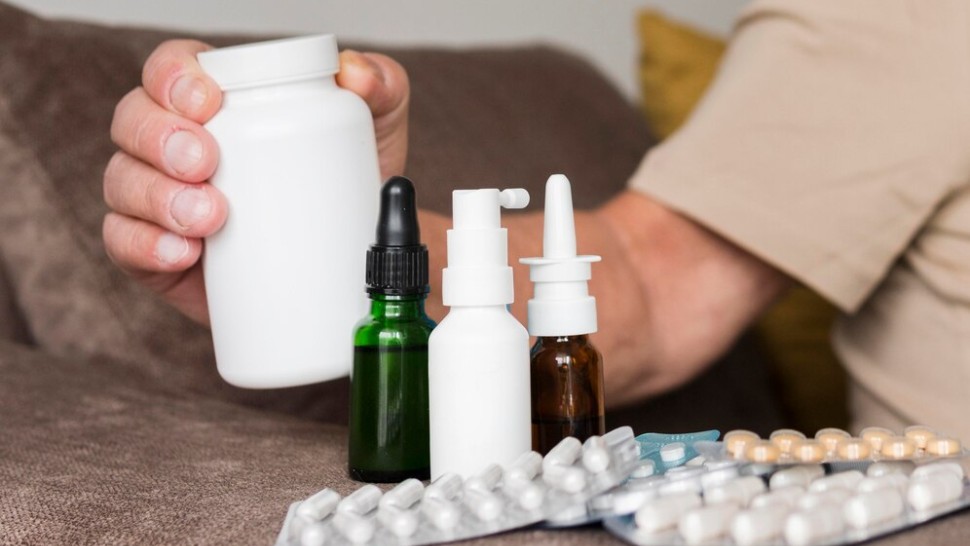 Nouvelles approches non invasives pour le traitement de l'obésité : de la pharmacothérapie à la thérapie génique