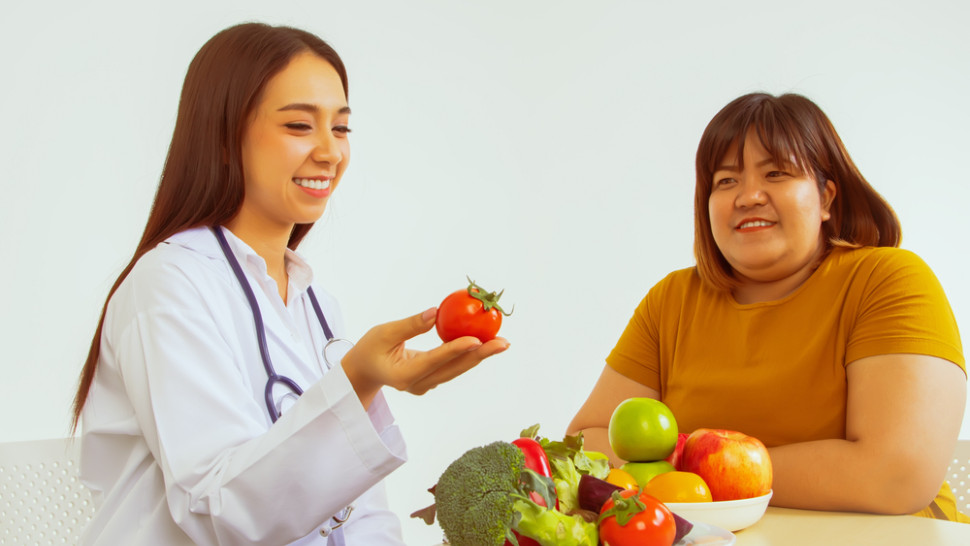 Approches comportementales pour changer son rapport à la nourriture