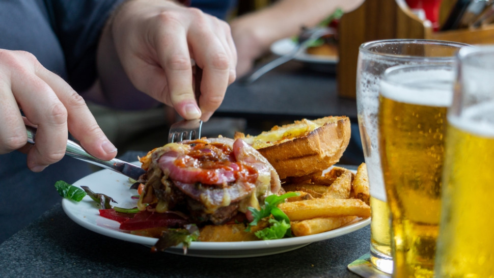 Comment changer ses habitudes alimentaires grâce à la thérapie comportementale ?