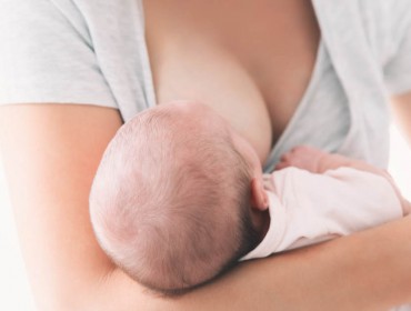 Photo d'allaitement maternel