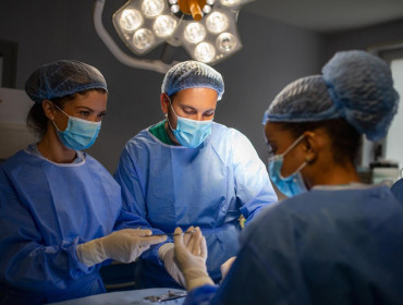 Le rôle des médecins généralistes dans le suivi post-chirurgica