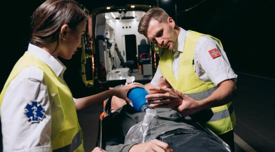 Patient pris en charge par des urgentistes